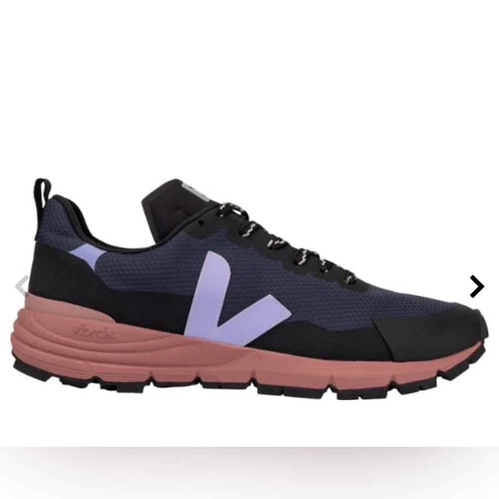 Veja
Dekkan Shoes
